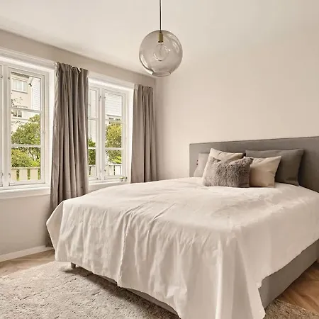 Semesterbostad Rose I 1890 - 2024 Reno I 15 Min To Bryggen Bergen